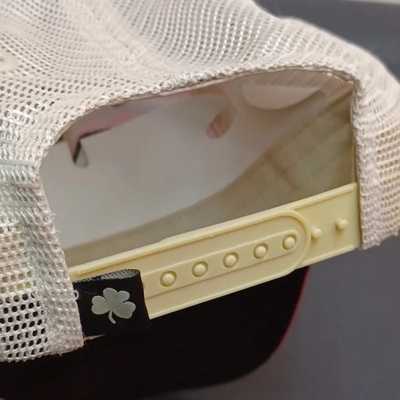 NWT Notre Dame real tree pink camo trucker hat. - Picture 4 of 4